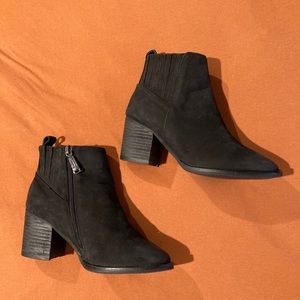 Blondo black bootie